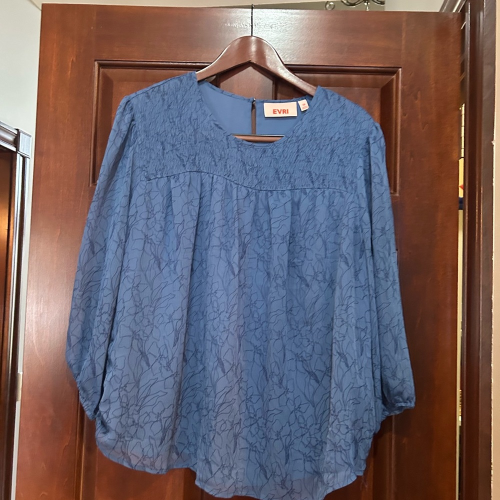 EVRI Blue Textured Floral Boho Blouse Top Women’s 1X Balloon Sleeve